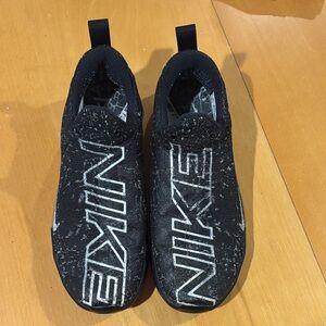 Nike React Metcon Black White Slip-On Shoes Sz 10 EXC COND (read)